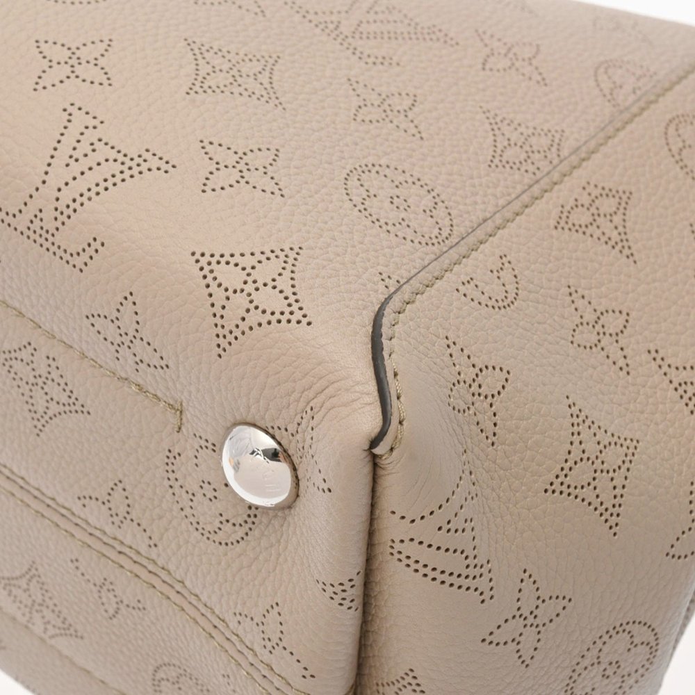 LOUIS VUITTON Monogram Mahina Hina PM Gale M54351 Women's Leather Handbag - Picture 9 of 12